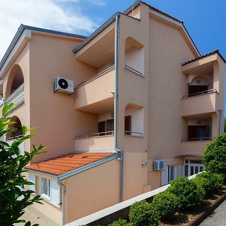 Apartman Frane Krk Town Luaran gambar